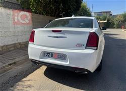 کرایسلەر 300